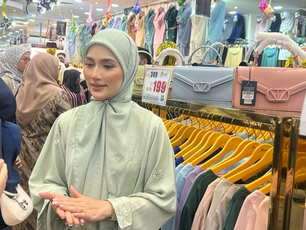 ALFARO Semarak Ramadan: 1,000 Pasang Baju Raya Buat Anak Yatim dan Asnaf