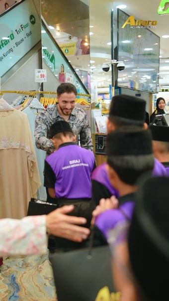 ALFARO agih sumbangan baju raya kepada 1,000 anak yatim, rancang perluas ke negeri lain